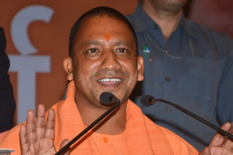 योगी सरकार का युवाओं को तोहफा: मिलेंगे मुफ्त ईयरबड्स, ऐसे करें आवेदन