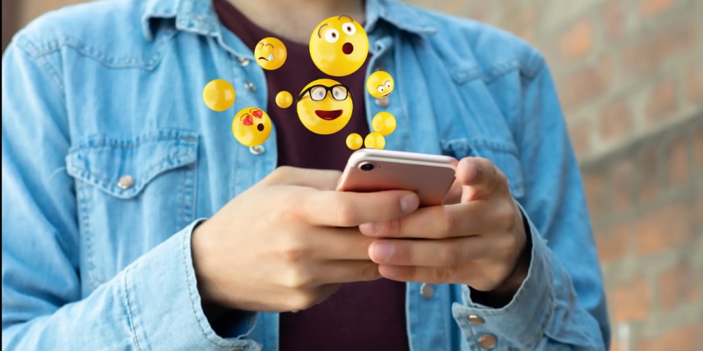 Read more about the article The Great Silence: How the Digital Age is Making Us Mute